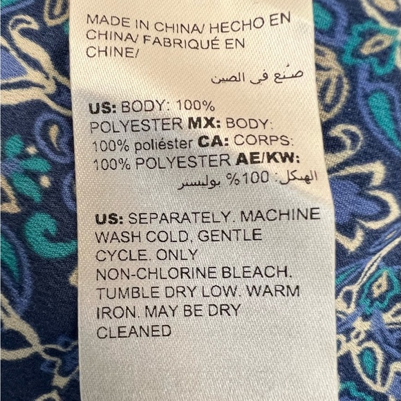 NWT Chico’s blue medallion print draped flounce front blouse size large - Picture 15 of 16